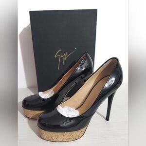 Giuseppe Zanotti $650 Patent Leather Cork Platform Pumps Size 37.5 (7.5-8) Black
